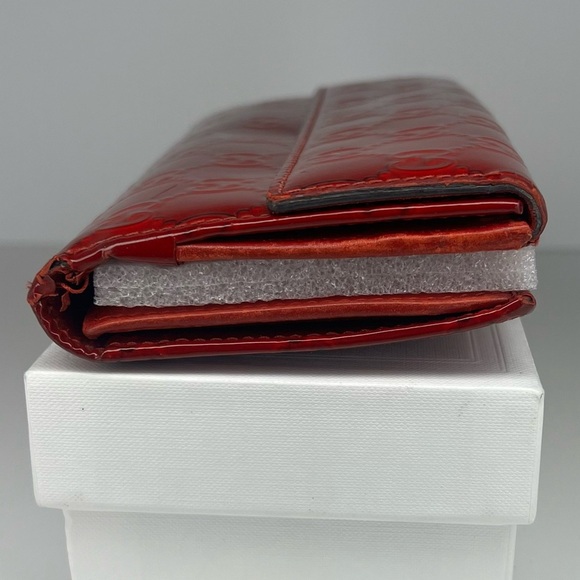 ♥️Gucci Red Patent Leather Guccisima Long Wallet | PRELOVED♥️ - Picture 4 of 12